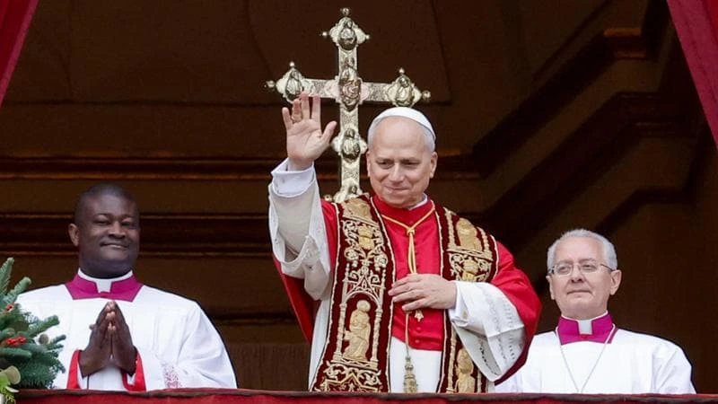 Il Papa incontra i sindaci: “Emarginazione, violenza, solitudine, piaghe delle nostre città”