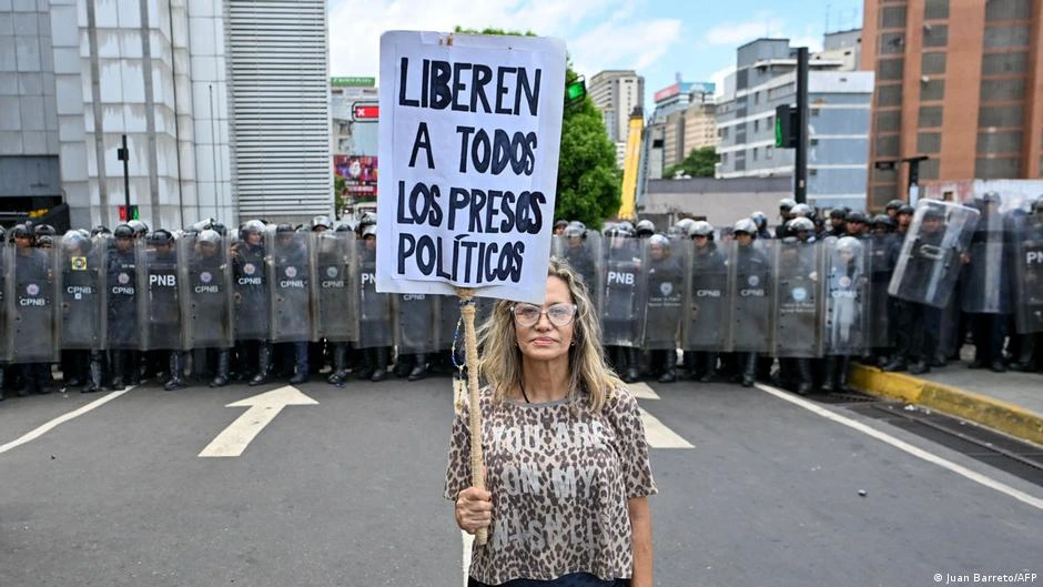 Delcy Rodríguez anuncia la excarcelación de 500 presos