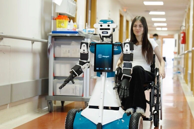 Alter-Ego, il robot-avatar per assistere le persone con la Sla  VIDEO