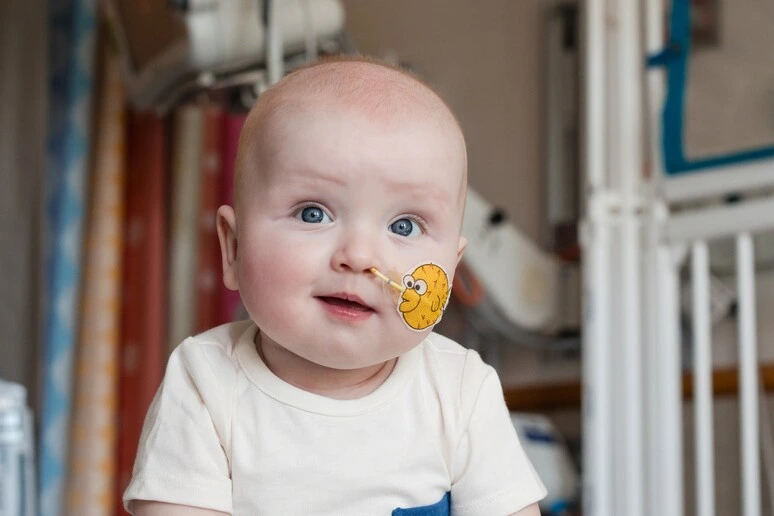 Nature, un bambino di pochi mesi tra i 10 protagonisti della scienza 2025