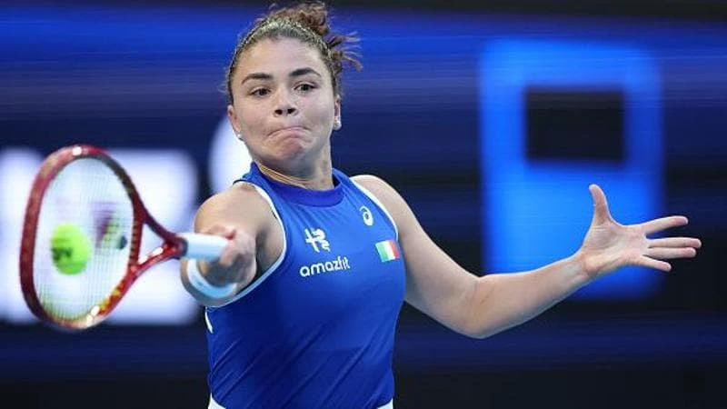 Tennis, United Cup: in diretta Italia-Svizzera. Primo set, Paolini soffre con Bencic: 4-5