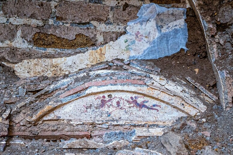 Da scavi per lo studentato edifici e tombe, scoperta su via Ostiense