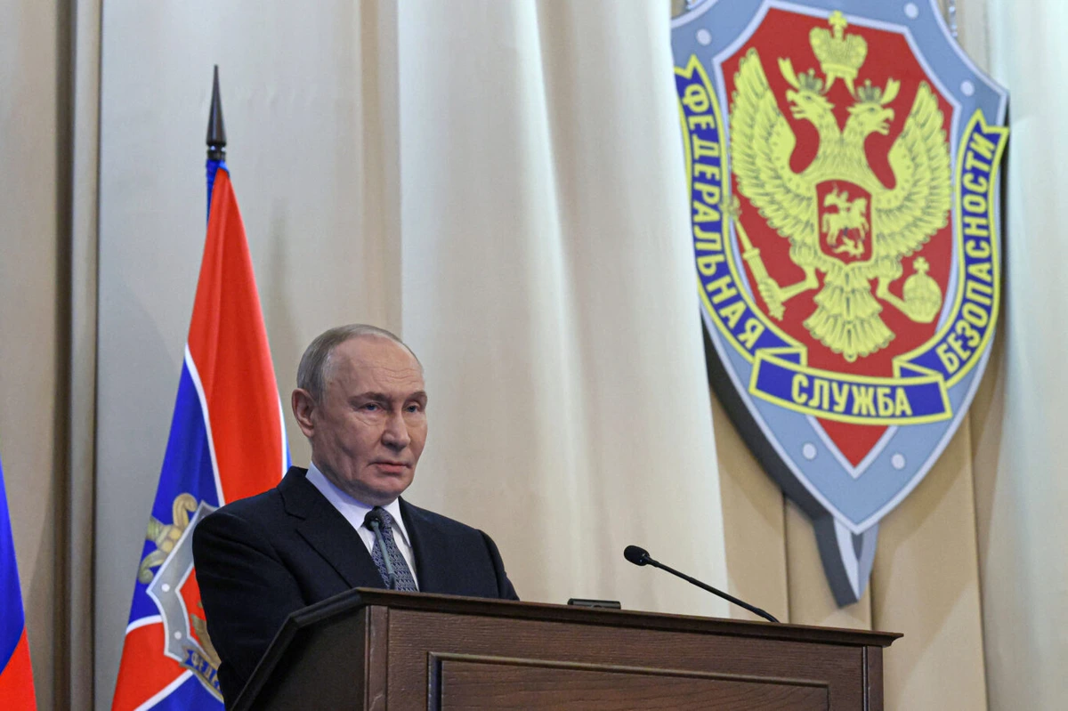 Putin acusa a Francia y Reino Unido de dar "tecnología nuclear" a Ucrania y advierte de consecuencias