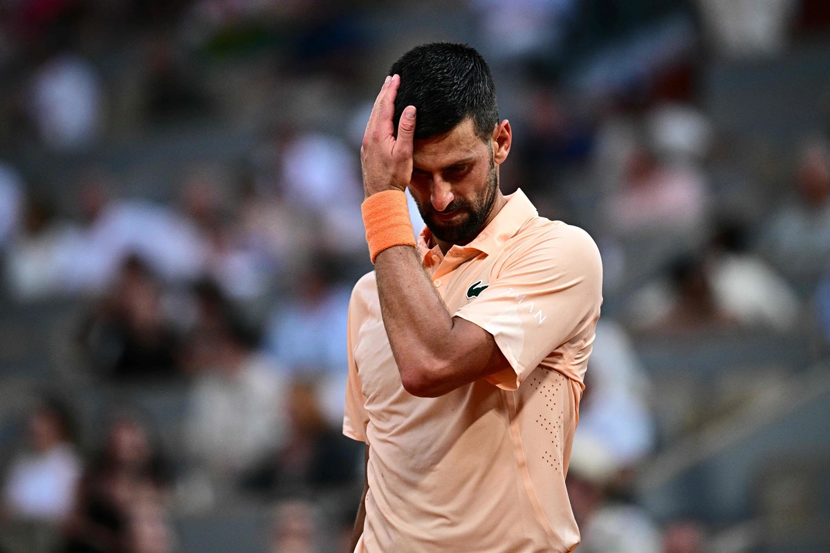 Roland Garros se entrega a la esquizofrenia: Novak Djokovic también cae eliminado