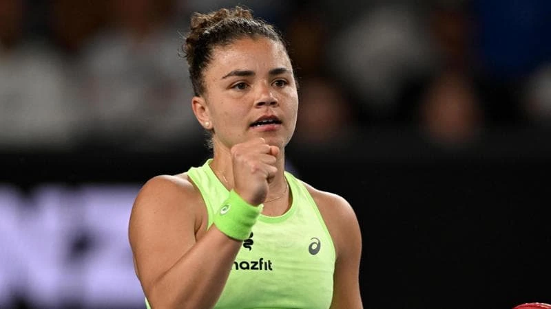 Australian Open in diretta: Paolini-Frech riprende su un altro campo: 6-2. Alcaraz al terzo turno