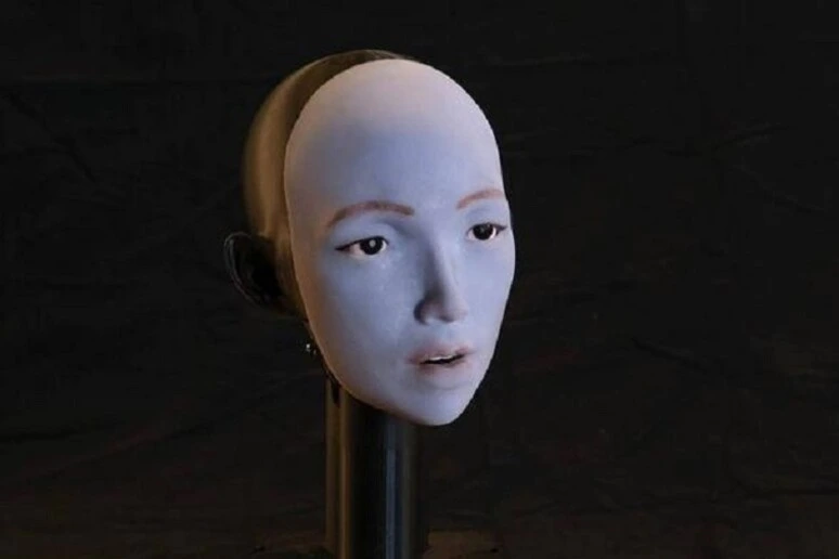 Il robot che muove le labbra in sincrono con l'audio di decine di lingue  VIDEO