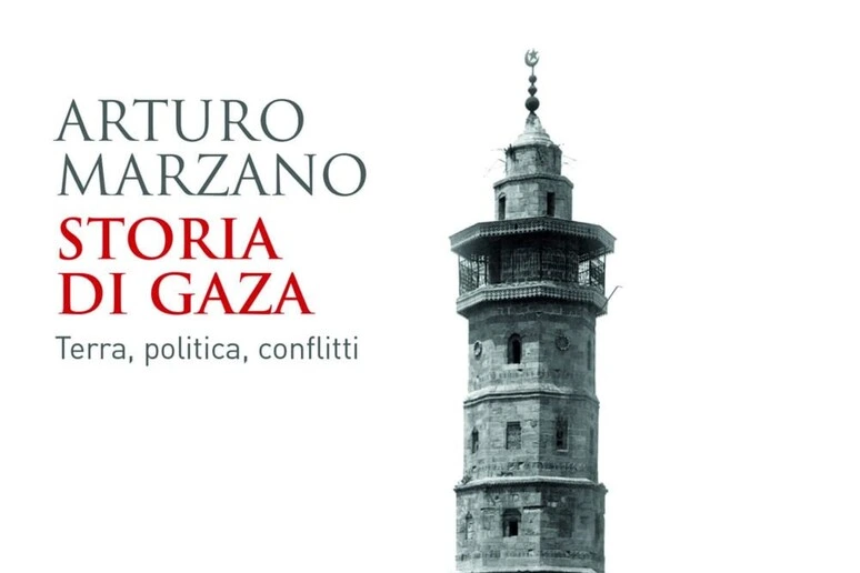 Sette saggi (e una satira) da donare a Natale per capire il mondo