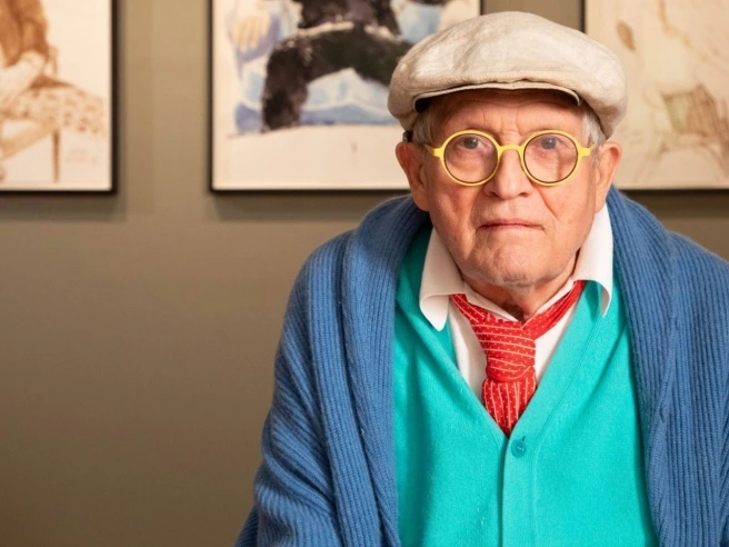 È morto David Hockney, maestro visionario della Pop Art. Aveva portato la sua pittura sugli schermi