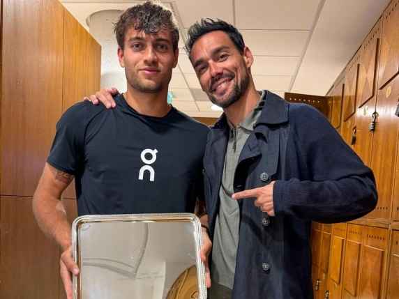 Fognini: «Cobolli è un duro dal cuore d'oro: piace perché è vero. Abbiamo festeggiato con pizza e birra. Ora deve pensare da top player»