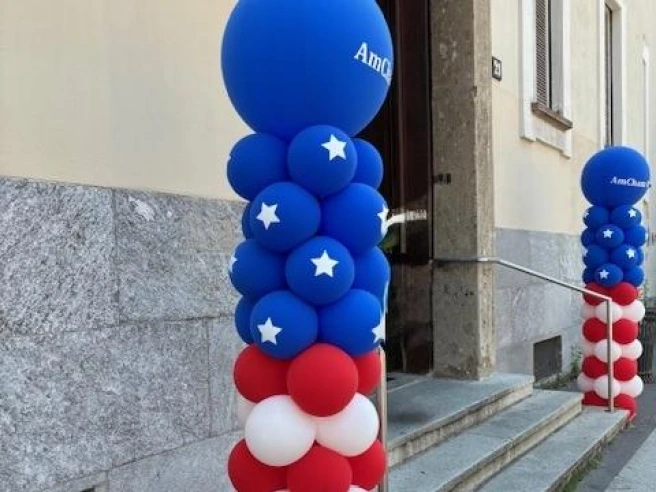 Strette di mano e affari, imprese americane e italiane si ritrovano a Milano dopo la bufera: «Rapporti forti, ma attenzione all’escalation»