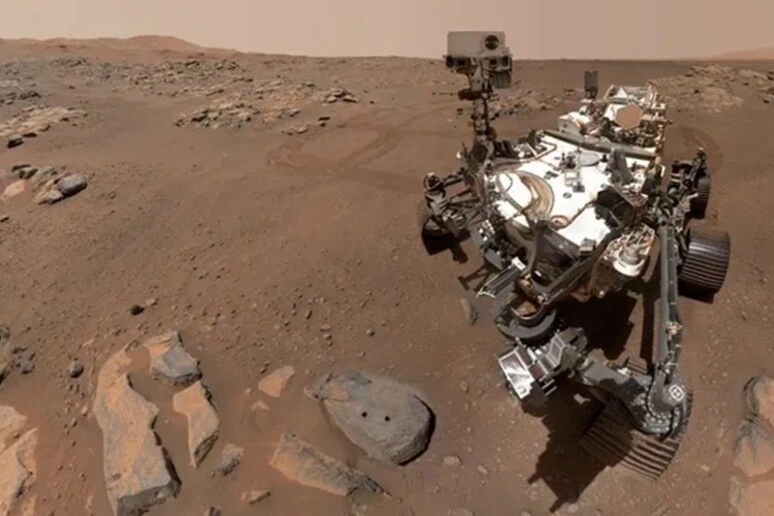Marte, in due rocce scoperte centinaia di molecole organiche
