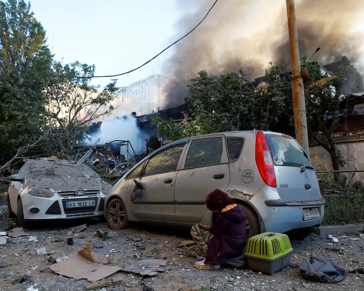 Deadly air raids across Ukraine after warnings of Russian strike wave