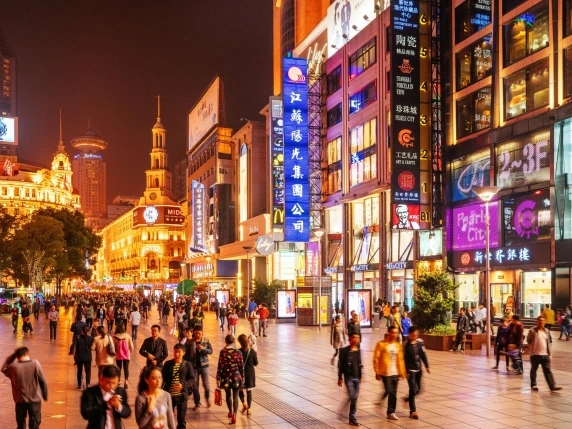 Tokyo rialza i tassi, Pechino perde i consumatori: la nuova Asia che mette in discussione la crescita globale
