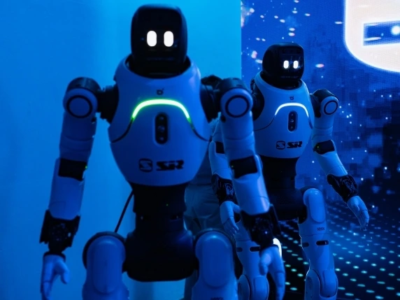 Il primo investitore di OpenAI: «L’intelligenza artificiale divora l’occupazione? Ora più tasse sul capitale e meno sul lavoro»