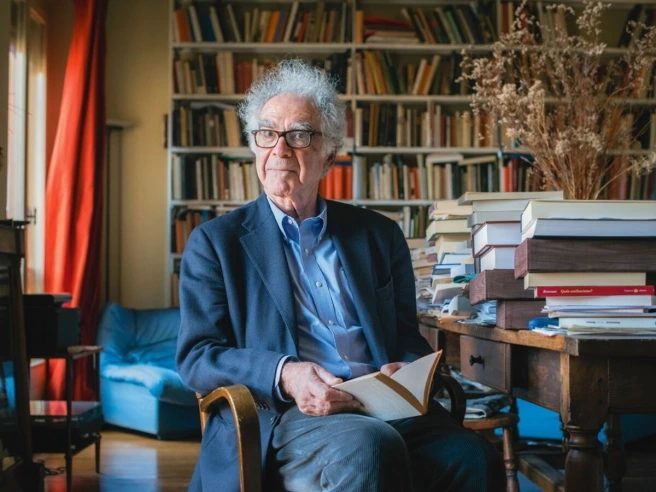 Morto Carlo Ginzburg, il grande storico italiano teorico della «microstoria». Aveva 87 anni