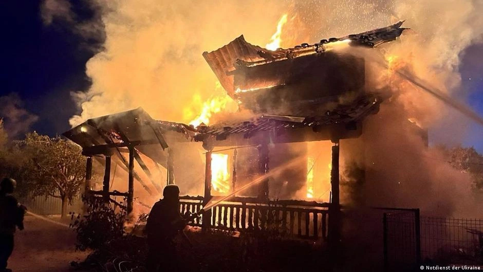 Ataques rusos a Ucrania dejan 10 muertos y casi 100 heridos