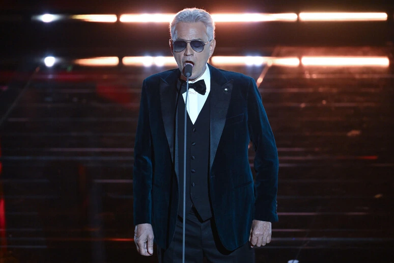 Mondiali: da Città del Messico Andrea Bocelli aprirà il 'Fifa countdown concert'