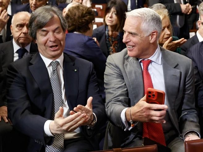Intesa Sanpaolo su Mps, cosa farà adesso Unicredit? Su Generali l’ipotesi di coabitazione