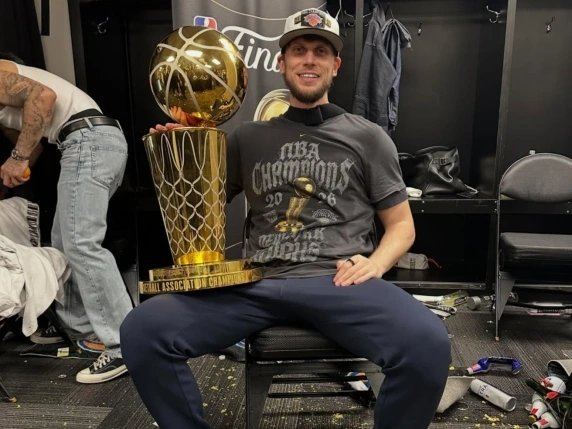 Riccardo Fois e il trionfo con i New York Knicks: «Ho ancora i brividi. Pensavo sempre e solo a tutto quello che poteva andare male»