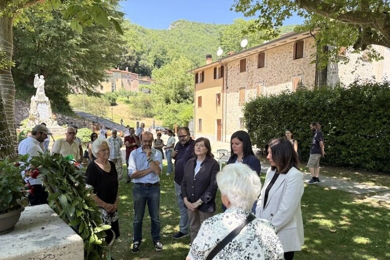 Cammino '44, la marcia laica della memoria tra Stazzema e Monte Sole