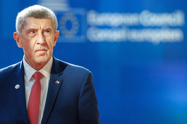Premier ceco, 'Ue incapace di mettersi d'accordo sui negoziati con Mosca'