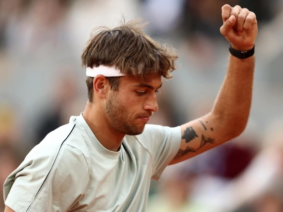 Cobolli si prepara alla finale con Zverev: allenamento sul Centrale, cena con gli amici, l'arrivo dell'amico Bove