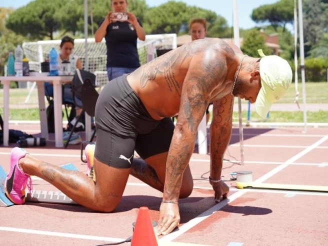Dalla Teoria del Giaguaro al cronometro incorporato, una giornata con Jacobs: «Amo l’atletica»