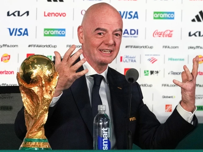 Infantino difende il suo Mondiale a 48 squadre: «Nessun rimpianto, uniremo il mondo, è qui che si farà la storia»