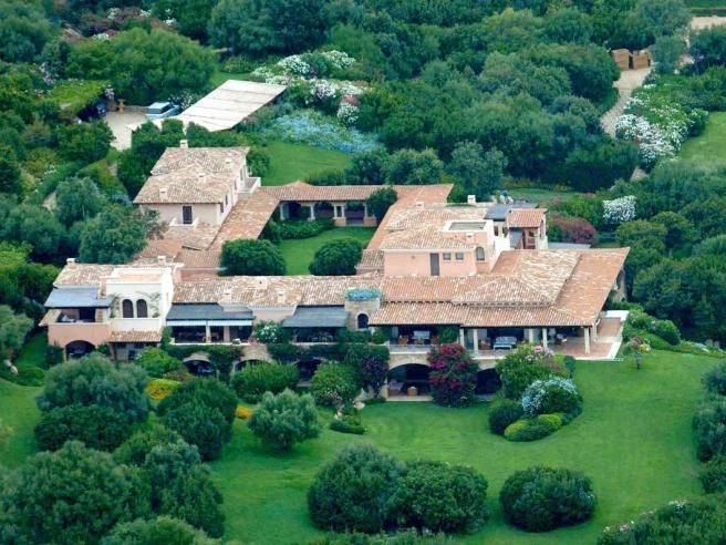 Villa Certosa, i Berlusconi hanno venduto la residenza alla famiglia Al Thani per 350 milioni di euro