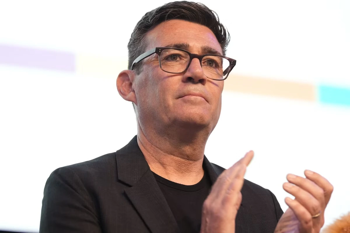 UK politics latest: Burnham backs controversial asylum reforms amid Labour rebellion