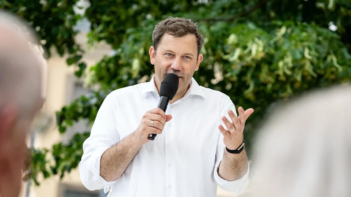 Attacke auf Lars Klingbeil vor Koalitionsgipfel: „Erzählt Millionen Menschen Unfug!“