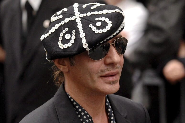 Il Met sfida le polemiche con una mostra su John Galliano