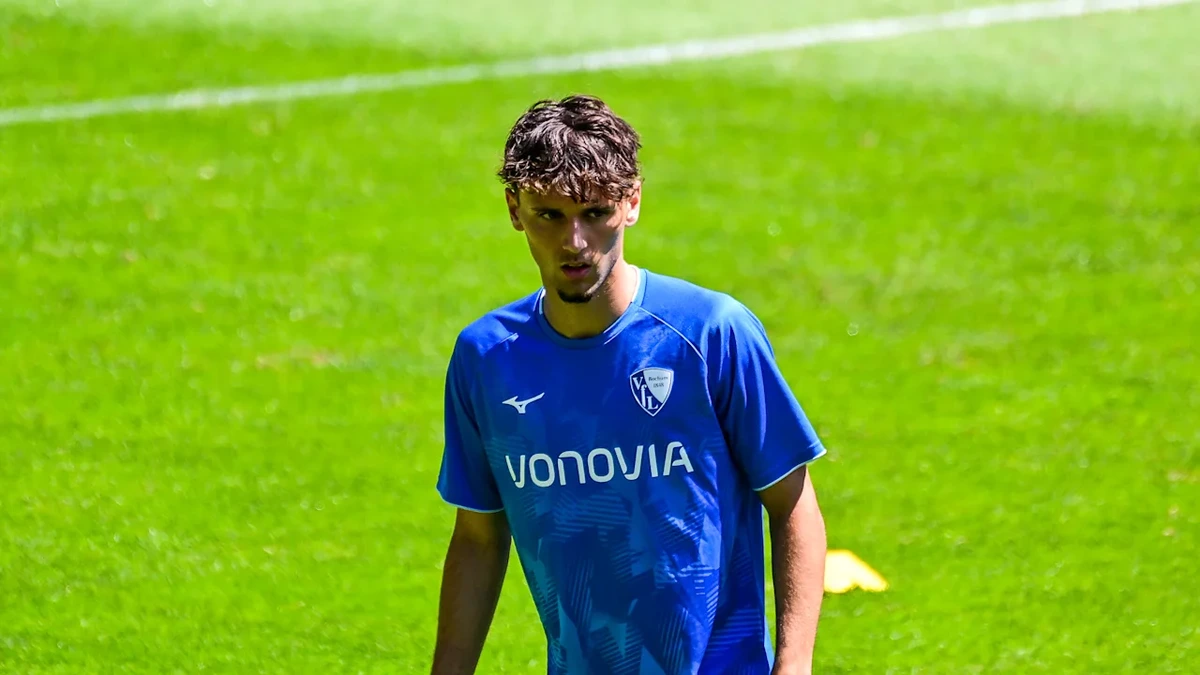2. Liga: VfL Bochum gegen Hertha BSC– Aufstellungen da! 18-Jähriger debütiert