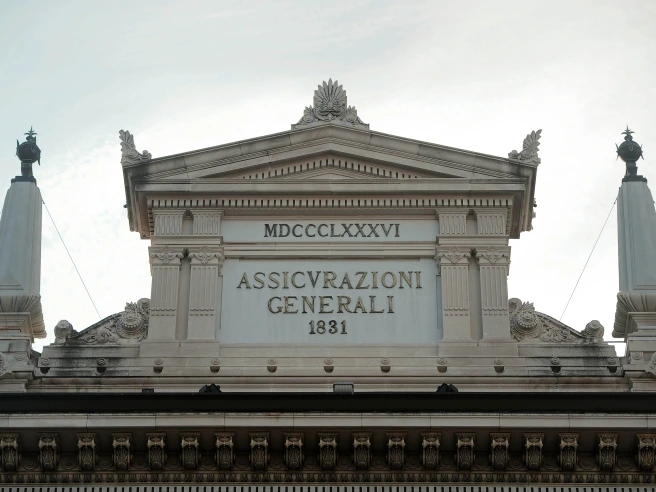 Intesa e Unicredit, nel risiko bancario è il momento delle big: possibile accordo per le Generali