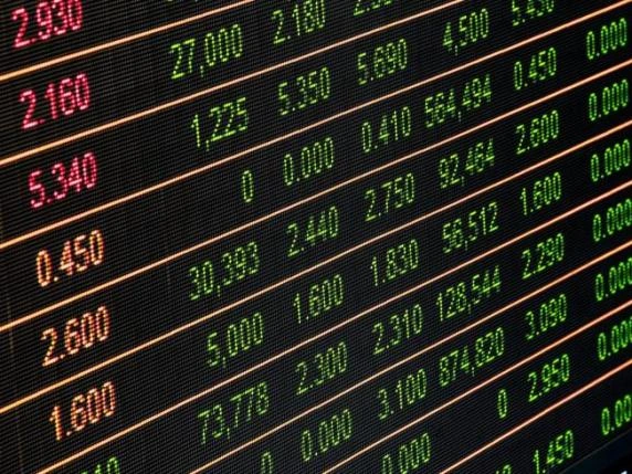 Borse in diretta, petrolio oggi 21 settembre | Mercati in attesa dei colloqui Usa-Cina, greggio sotto i 100 dollari