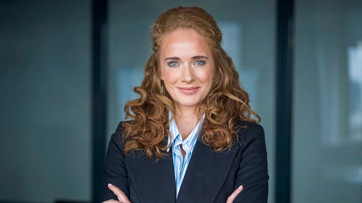 Kommentar von Patricia Platiel: Erst Jobs retten, dann übers Gehalt reden!
