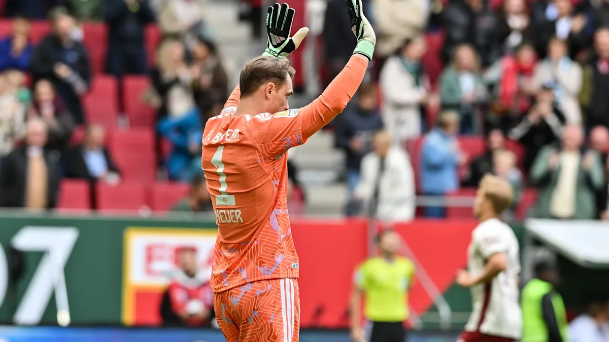 Manuel Neuers schwarzer Samstag in Augsburg – Krasser Fehler des Bayern-Torwarts