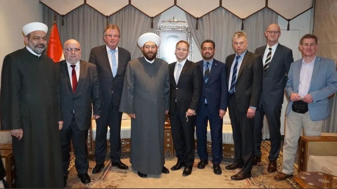 Datenleck: Reiste die AfD mithilfe von Putin und Hisbollah nach Syrien?