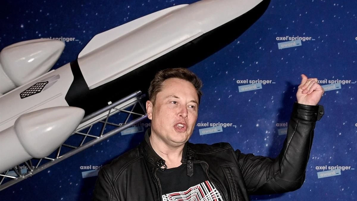 Elon Musk estudia la fusión de SpaceX y Tesla en un gigante tecnológico de 3,5 billones de dólares