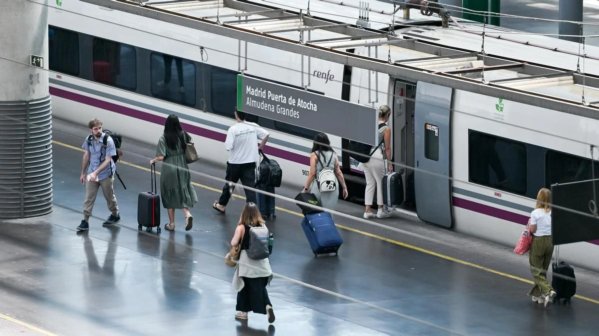 Transportes fija los servicios mínimos en Renfe para la huelga de maquinistas del jueves: hasta 75% en cercanías y 73% en alta velocidad