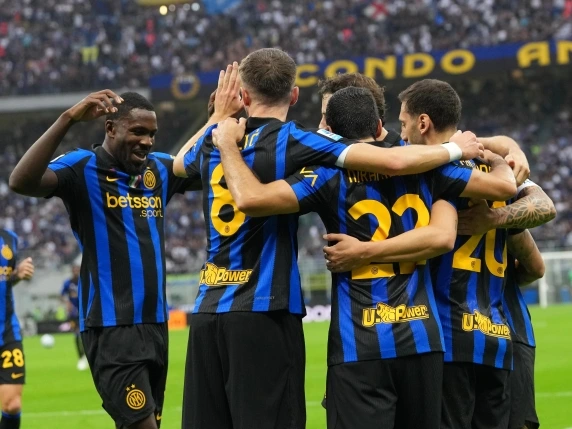 Inter-Parma 3-0: gol di Sucic, Calhanoglu e Thuram, a Chivu basta un tempo per ripartire forte dopo la sosta