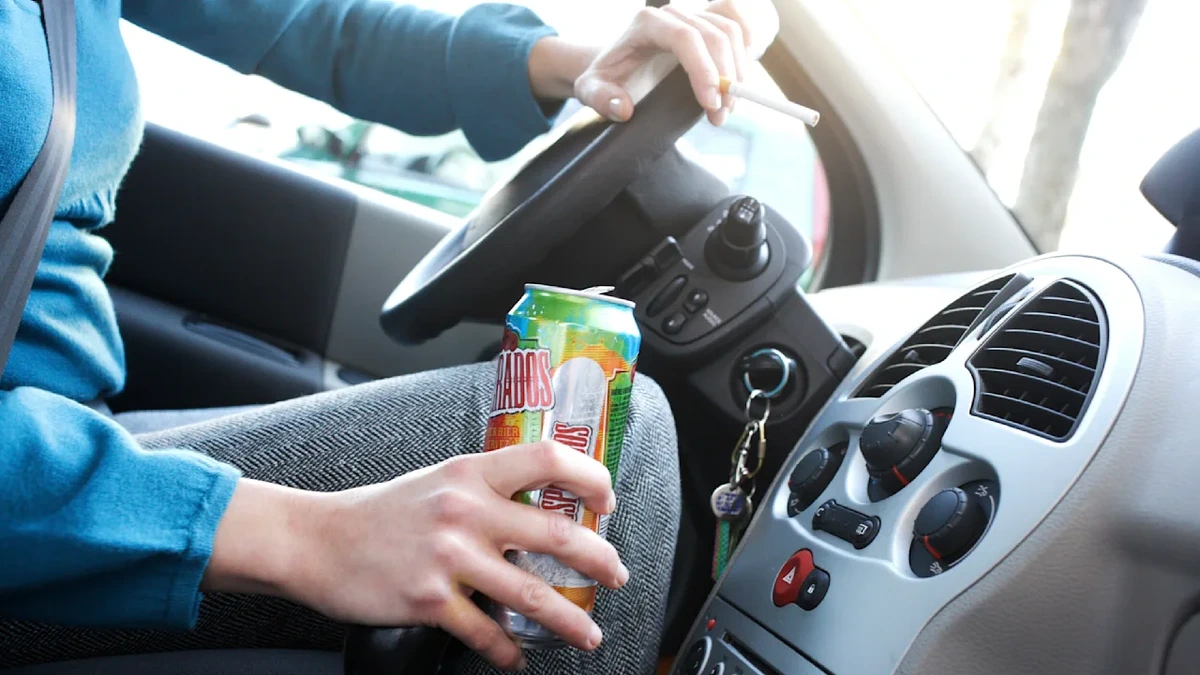 3,15 Promille! Betrunkene Mutter mit Kind (6) im Auto gestoppt