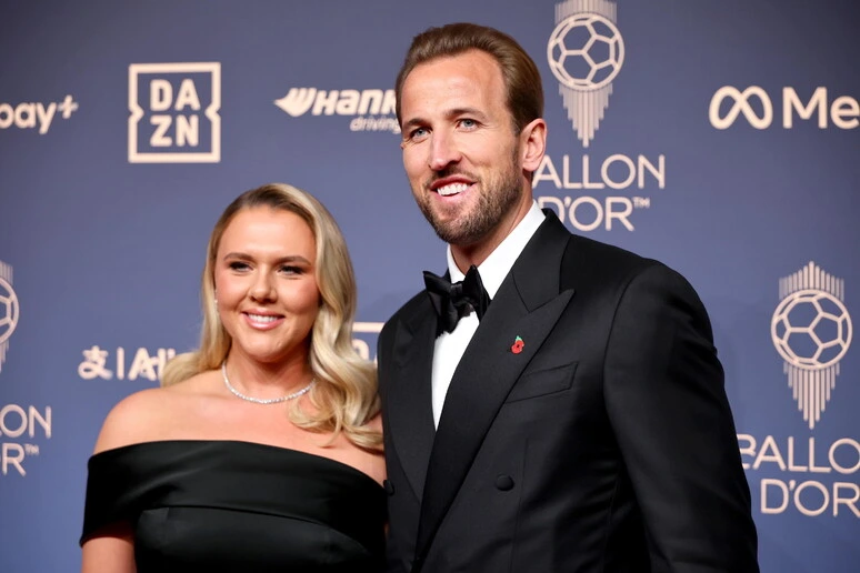 William e Kate scansatevi, arrivano Harry Kane e Katie Goodland