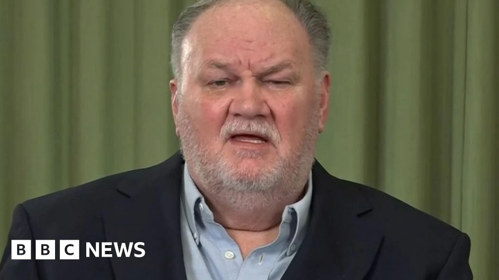 Philippine police obtain warrant to search Thomas Markle's devices