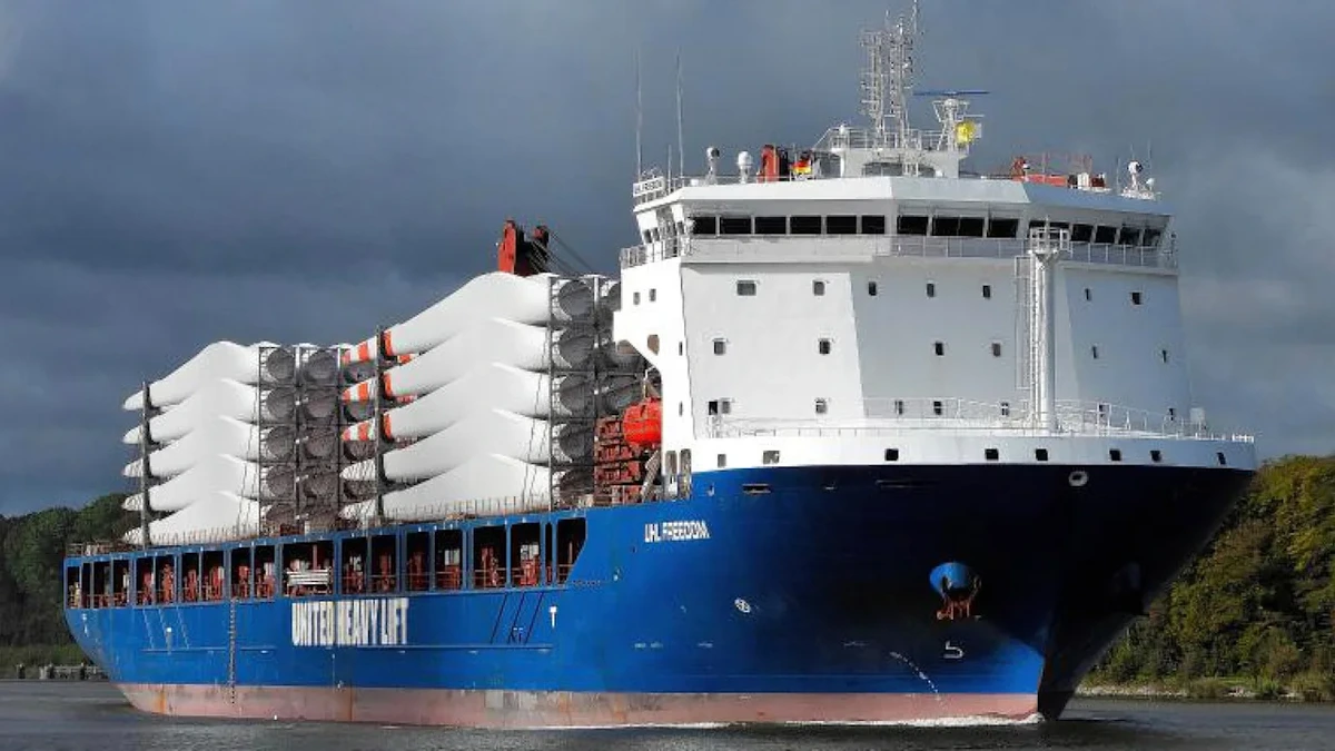Unglück auf der Nordsee: Anker gerissen! Drei Verletzte auf Frachtschiff